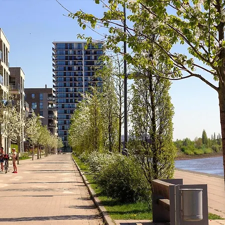 Apartment Plenus Cloudloft River